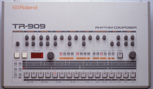 TR-909